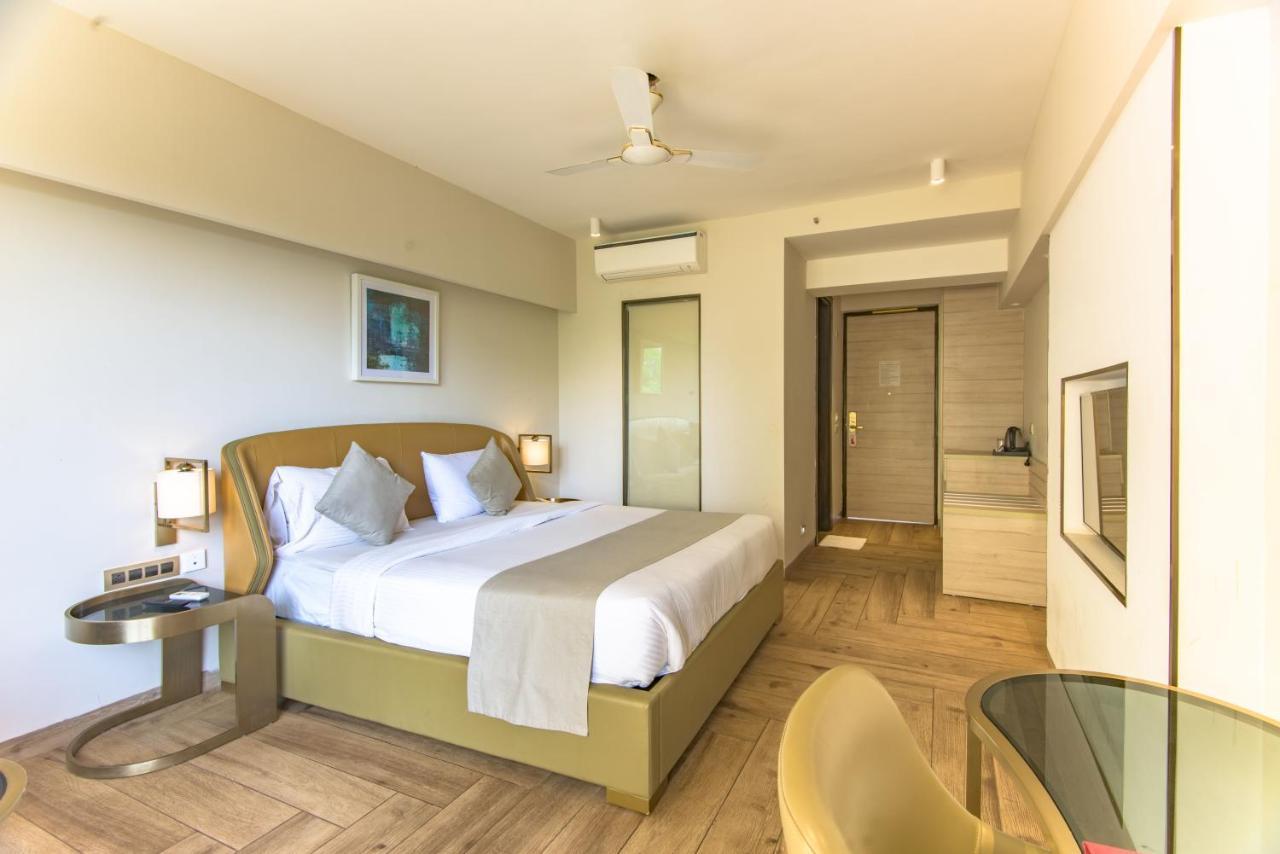 The Fern Residency Calangute-Baga, Goa Hotel Exterior foto